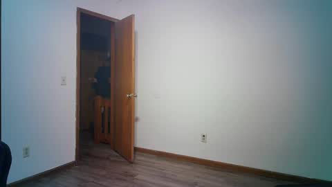 loquitis6969952430 online show from 11-18-25, 11:03