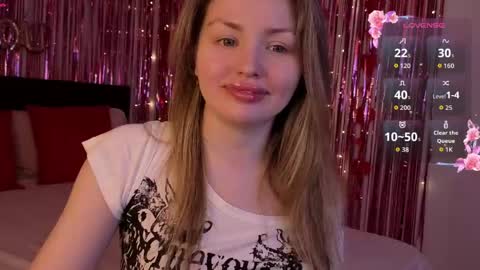 Lora online show from 04-30-26, 08:57