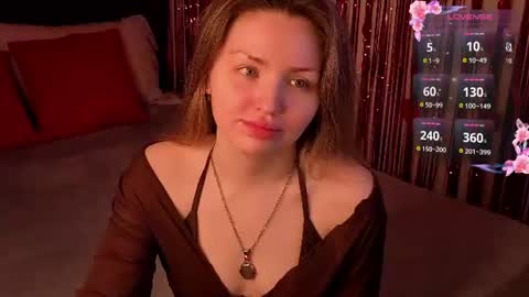 Lora online show from 06-25-26, 02:43