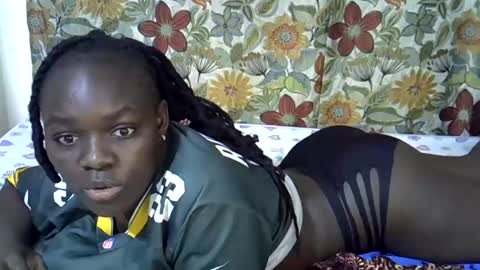lora_amor online show from 06-23-26, 11:03