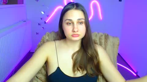 Snapshot of lora_kisses chatting on 03-13-26, 07:09 Lora online show from 03-13-26, 07:09