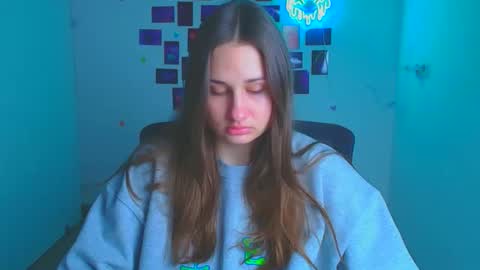 Snapshot of lora_kisses chatting on 04-03-26, 05:16 Lora online show from 04-03-26, 05:16