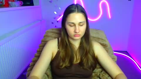 Snapshot of lora_kisses chatting on 04-04-26, 05:38 Lora online show from 04-04-26, 05:38