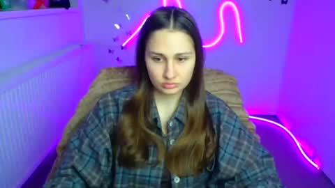Snapshot of lora_kisses chatting on 04-22-26, 05:32 Lora online show from 04-22-26, 05:32