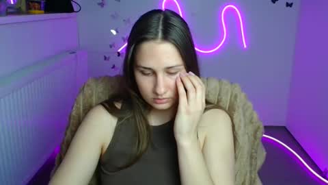 Snapshot of lora_kisses chatting on 05-07-26, 06:30 Lora online show from 05-07-26, 06:30