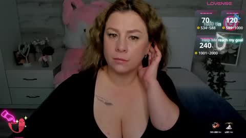 lorablaze online show from 10-13-25, 07:19