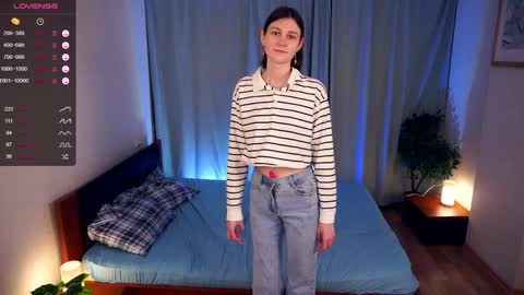 Lora online show from 01-17-25, 05:08