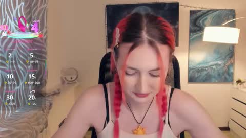 Lora online show from 09-30-25, 10:31