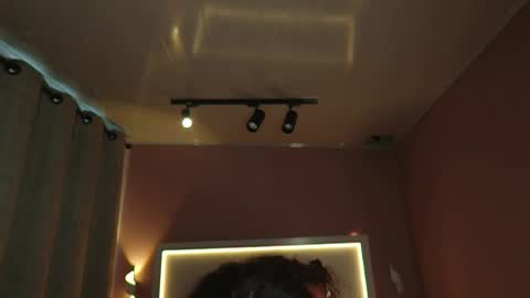 Deborah Daz online show from 10-18-25, 12:39