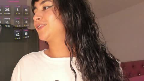 lore_rey online show from 01-22-25, 02:59