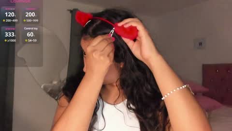 lore_rey online show from 02-03-25, 12:04