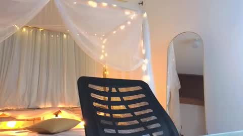 loreanis online show from 10-06-25, 11:13