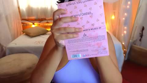 loreanis online show from 10-21-25, 07:47