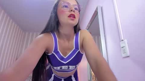 lorelaigiven online show from 11-13-25, 12:48