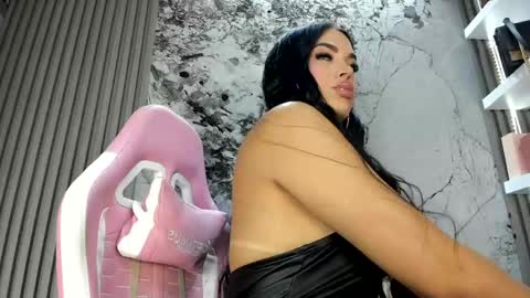 Doll Queen online show from 05-06-26, 11:04