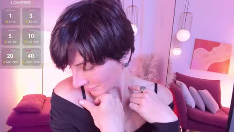 Loren online show from 10-03-25, 02:25