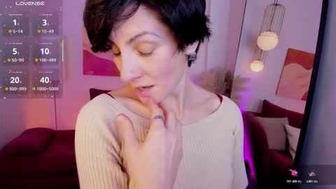 Loren online show from 11-14-25, 02:27