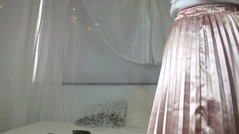 Loren online show from 08-05-26, 02:20