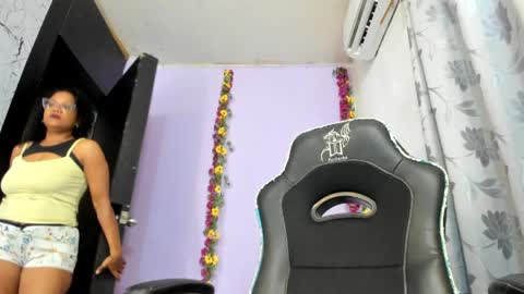 Snapshot of lorena_parlove chatting on 03-31-26, 12:38 Lorena Parlove online show from 03-31-26, 12:38