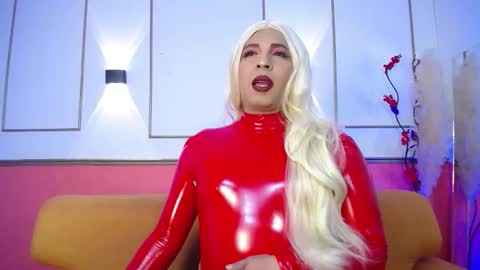 Snapshot of lorena_sexy__ chatting on 10-05-25, 02:37 lorena_sexy__ online show from 10-05-25, 02:37