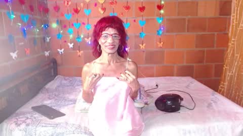 Lorena Capelli online show from 01-15-25, 01:09