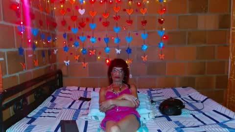 Lorena Capelli online show from 02-06-25, 09:43