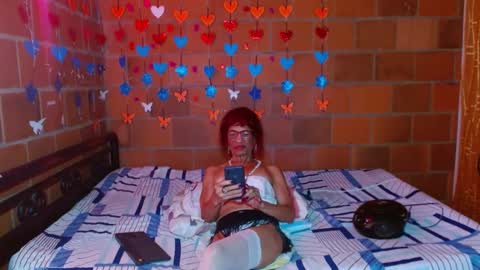 Lorena Capelli online show from 02-07-25, 09:48