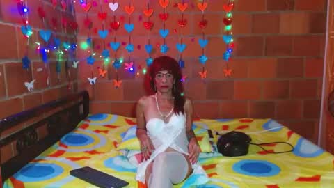 Lorena Capelli online show from 02-25-25, 10:04