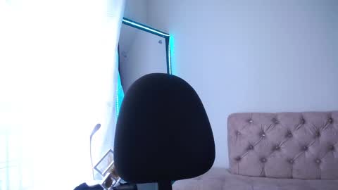 Lorena online show from 01-26-25, 03:47