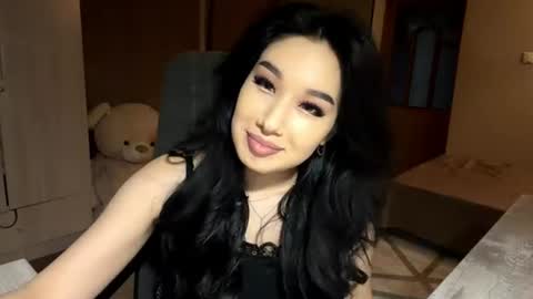 Kira online show from 06-09-26, 02:06
