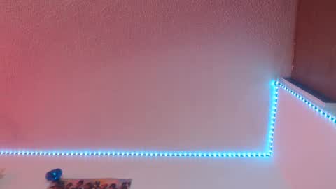 lorenitha online show from 09-08-25, 03:33