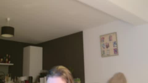 Amelia online show from 10-10-25, 07:02