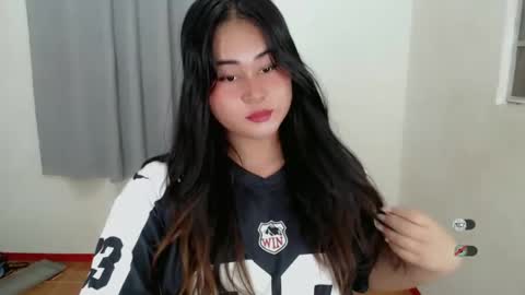 LOREN online show from 03-01-25, 01:07
