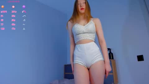 Lola   online show from 01-17-26, 03:00