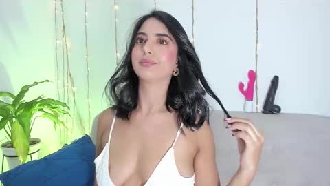 Snapshot of lorens_martin chatting on 03-03-26, 11:10 L O R E N online show from 03-03-26, 11:10