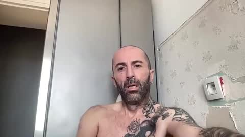 lorenzo44300 online show from 01-09-26, 01:58