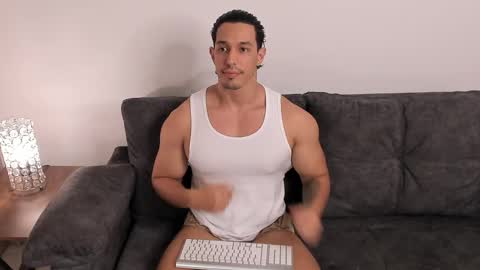 Lorenzo F online show from 03-02-25, 12:42