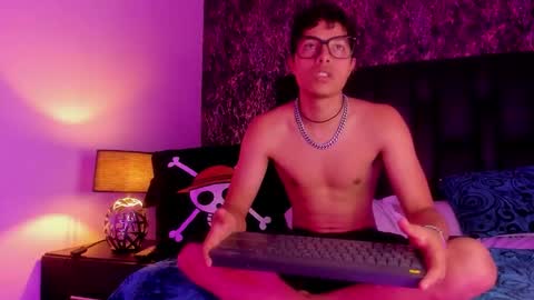 Lorenzo wildd online show from 02-07-26, 08:01