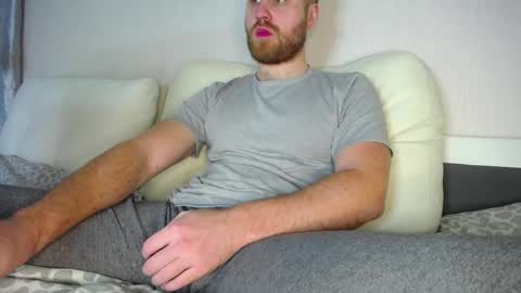 Lorenz online show from 03-02-25, 05:25