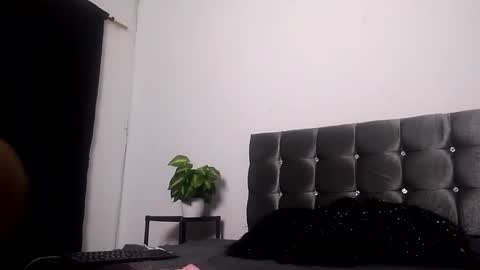 lorena online show from 12-14-24, 03:29