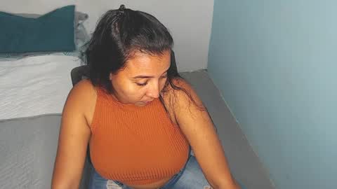 Snapshot of loretta_ chatting on 04-07-26, 12:55 Loretta Gmez online show from 04-07-26, 12:55