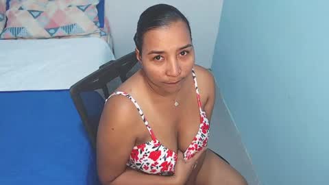 Snapshot of loretta_ chatting on 04-23-26, 09:28 Loretta Gmez online show from 04-23-26, 09:28
