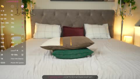 LoretteLorena online show from 12-15-24, 11:20