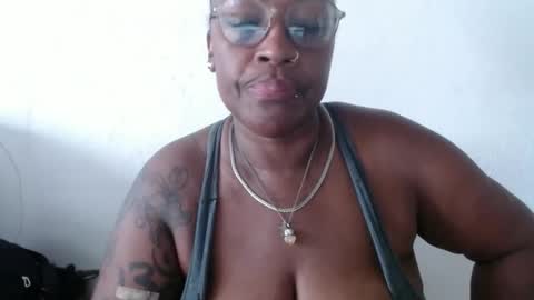 loretybighot online show from 02-02-25, 12:57