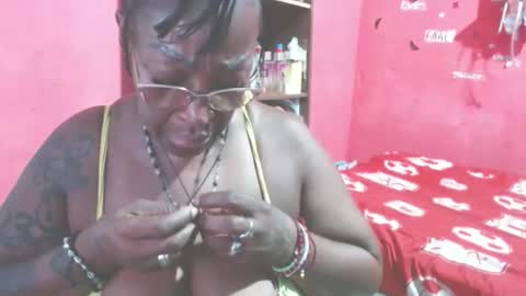 loretybighot online show from 05-09-26, 11:59
