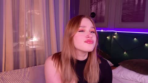 Lori online show from 12-08-24, 07:43