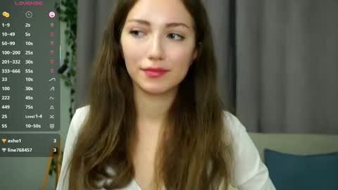 Naomi online show from 10-03-25, 09:34