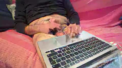 Lorian7 online show from 12-22-25, 11:57