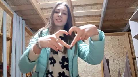 Snapshot of lorieherrara chatting on 11-13-25, 02:27 Stella online show from 11-13-25, 02:27