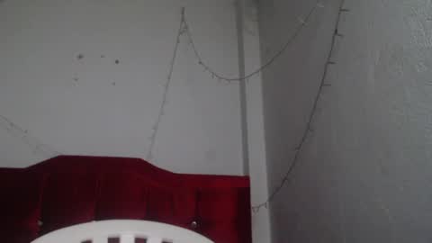 Snapshot of loriiiany chatting on 04-09-26, 06:19 loriiiany online show from 04-09-26, 06:19